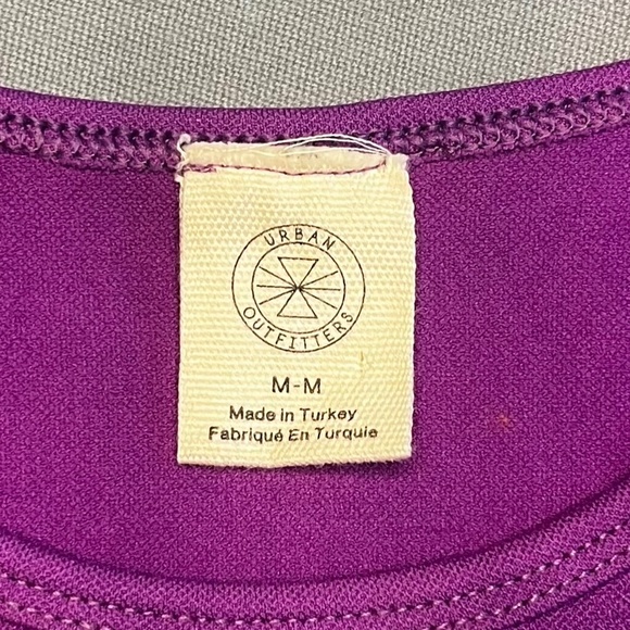 Urban Outfitters Purple Cut Out Crop Top, Size Medium - Picture 3 of 3